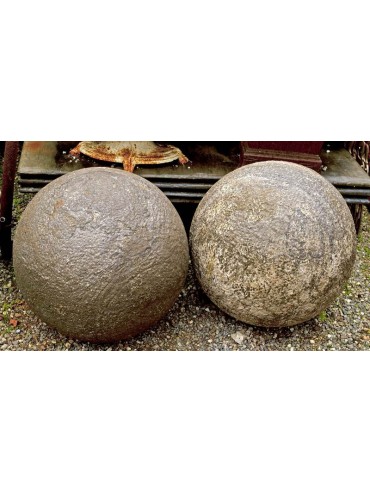 Sandstone sphere Ø50cms
