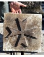 Croce di Malta in pietra calcarea