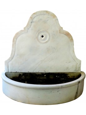 Fontana in marmo Calacatta