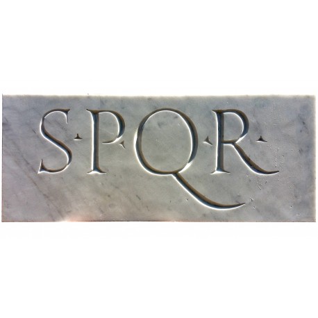 Epigrafe Romana SPQR non anticata