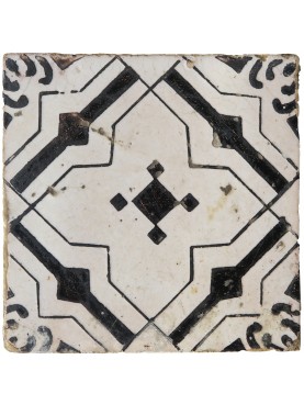 Reproduction of manganese tile black and white