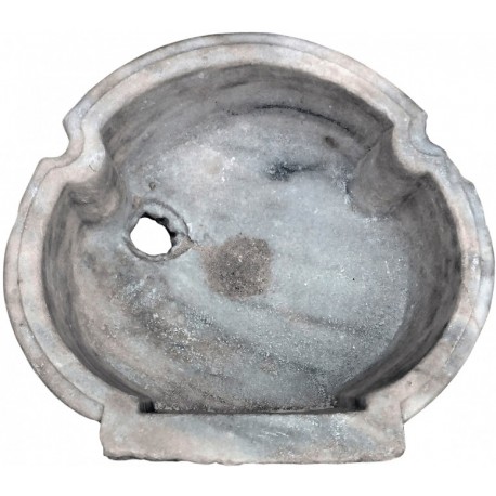 Trilobate ancient sink in white marble