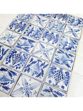 Tavolo con piastrelle 15x15 cm. maiolica azulejos
