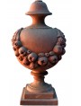 Vaso Robbiano globoso in terracotta dell'Impruneta con festoni