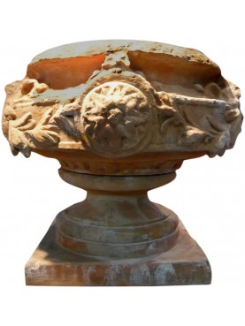 Terracotta Franch vase calix