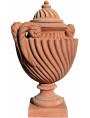 Vaso romanico strigilato - riproduzione in terracotta di un originale antico