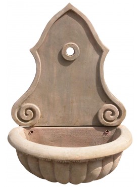 Little fountain in two pieces