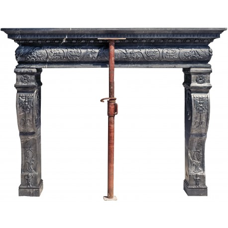 Tuscan fireplace in 16th century style - black marble