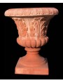 Vaso ornamentale in terracotta a foglie di acanthus