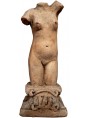 piccola Statuetta di Venere in terracotta con base