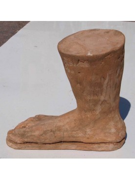 Terracotta foot