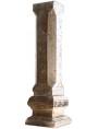 Colonna in pietra di foggia medioevale