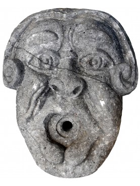 Mascherone in pietra per fontana - copia di un originale Beneventano altomedievale