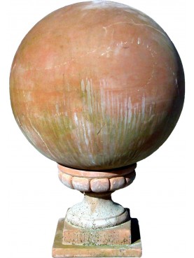 Terracotta sphere Ø50cms with base