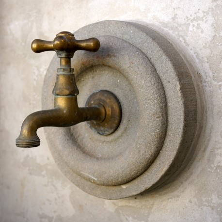 Faucet support in grey tuscan sand-stone