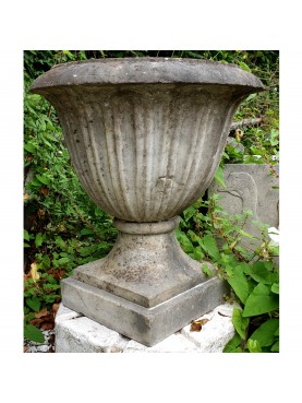 Original vase in white marble