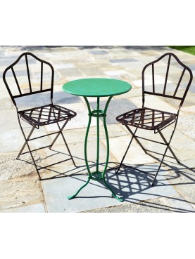 Two Castellini iron chairs plus a small Lucchese table Ø 45 cm