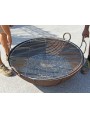 Large iron grill for BBQ flush with the brazier