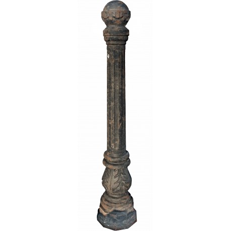 antique castiron low-columns "head of the stairs"