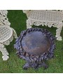 Small cast iron table of the naturalistic current of the early 19th century