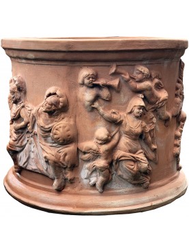 cylindrical cachepot adorned with scenes of the Aeneid
