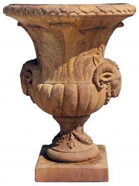 Large Florentine Renaissance vase with ram heads