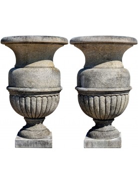 Riproduzione dei vasi in pietra di Villa Lante della Rovere