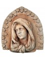 scudo con Madonna in terracotta con foglie di acanto
