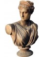 Copia della statua romana del Louvre "Diana di Versailles"