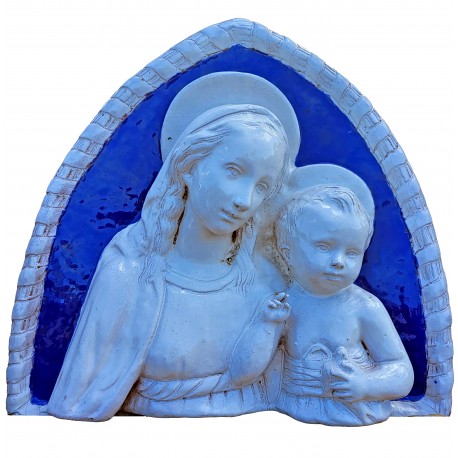 scudo con Madonna in terracotta maiolicata