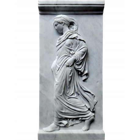 Bassorilievo della Gradive "donna che cammina" - IV sec. a.C.