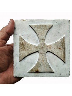 Antique tile in white Carrara marble with Malta cross