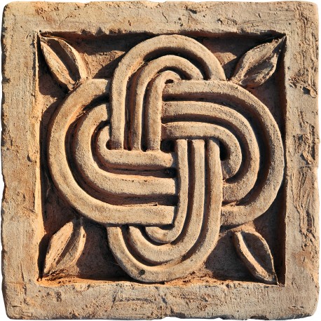 Formella in terracotta del Duomo di Barga - il Nodo di Re Salomone