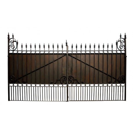 Iron gate 4,10 m. with plate