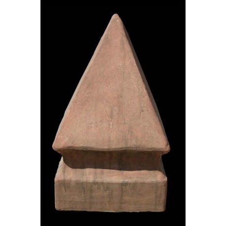 Piramidi in terracotta