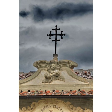 Iron Pisa Cross