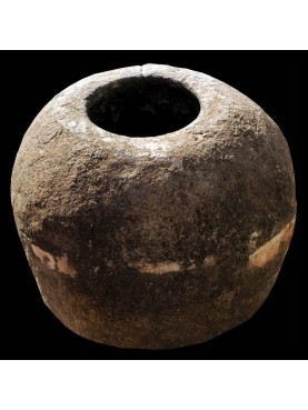 Stone jar H.60cms for hydrated lime